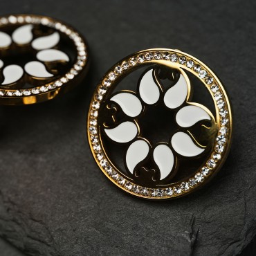 Earrings from the Bayati...